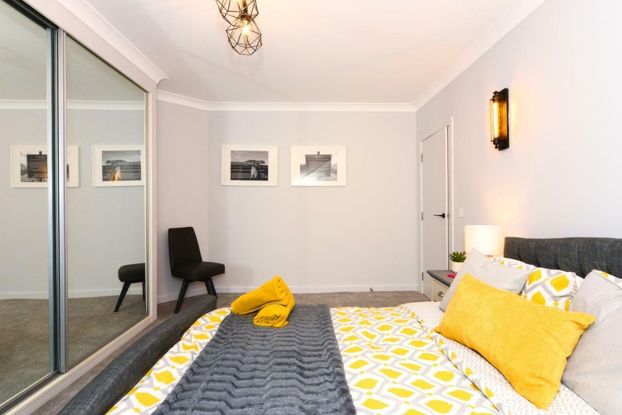 Апартаменты Amazing Near Bournemouth, & Sandbanks - Wifi & Smart Tv - Newly Renovated! Great Location! *